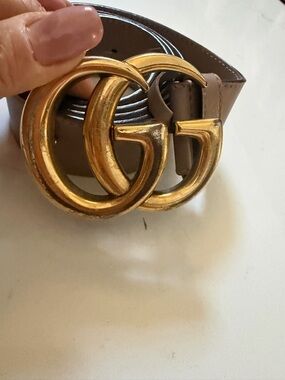 Gucci Taupe Leather Belt with Gold Double G Buckle